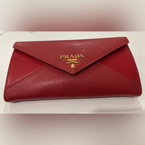 Prada ladies long wallet - Picture 2 of 4